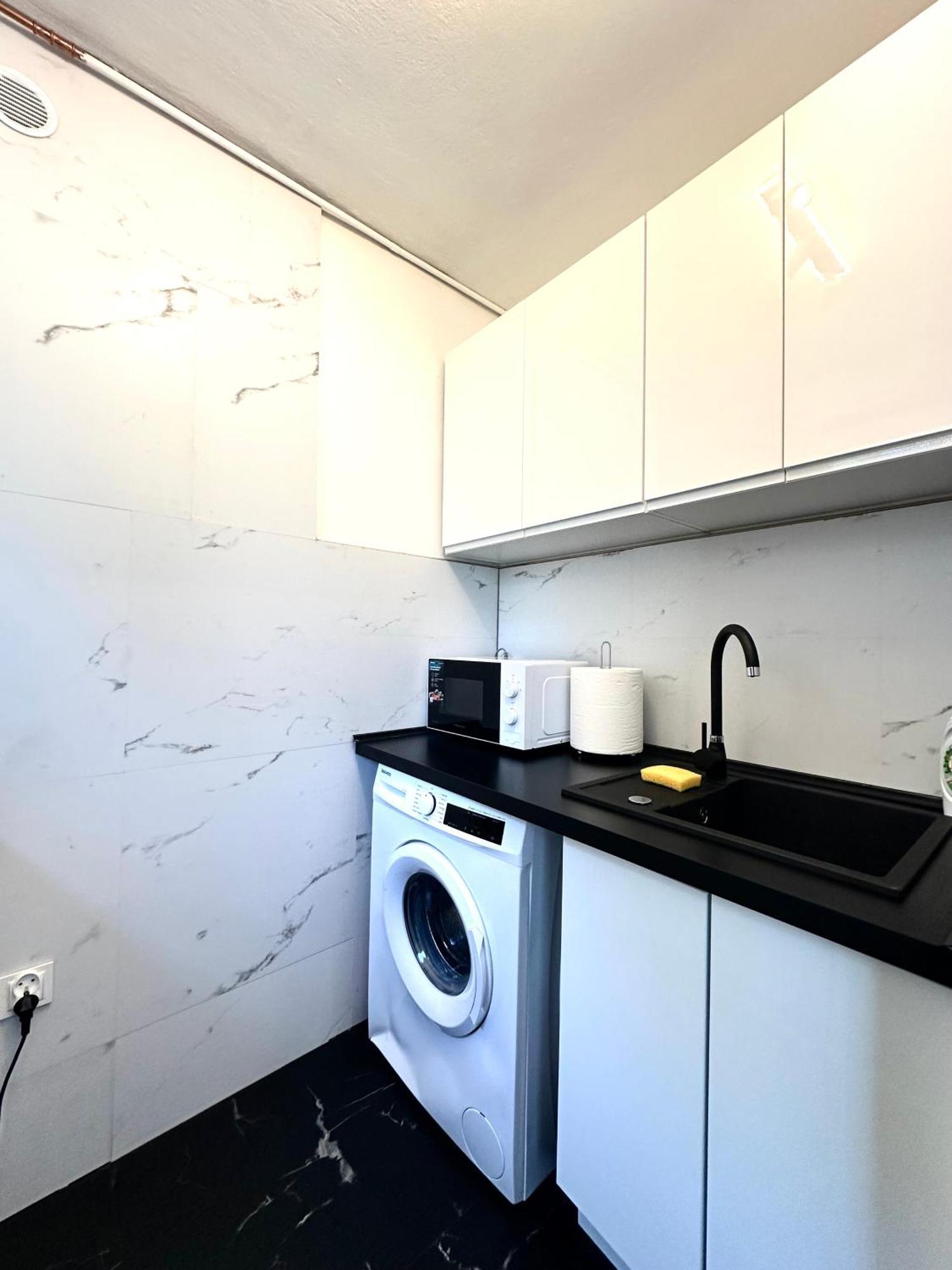 Wita Stwosza Apartment - Self Check-In 20H ヴロツワフ エクステリア 写真